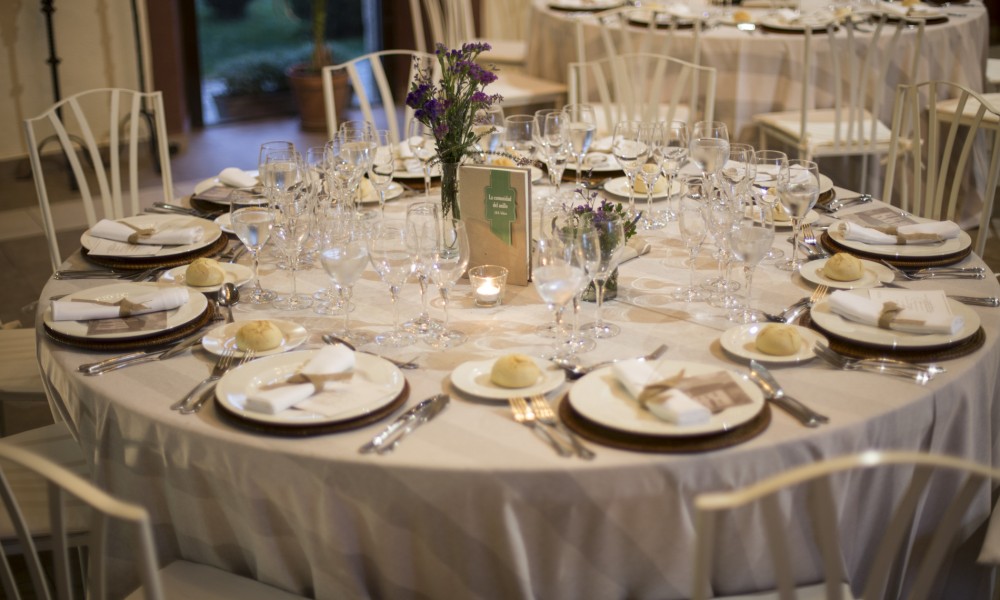 Cambia la imagen de tu boda con centros de mesa alternativos Cambia la imagen de tu boda con centros de mesa alternativos